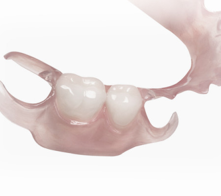 Зубные протезы из силикона